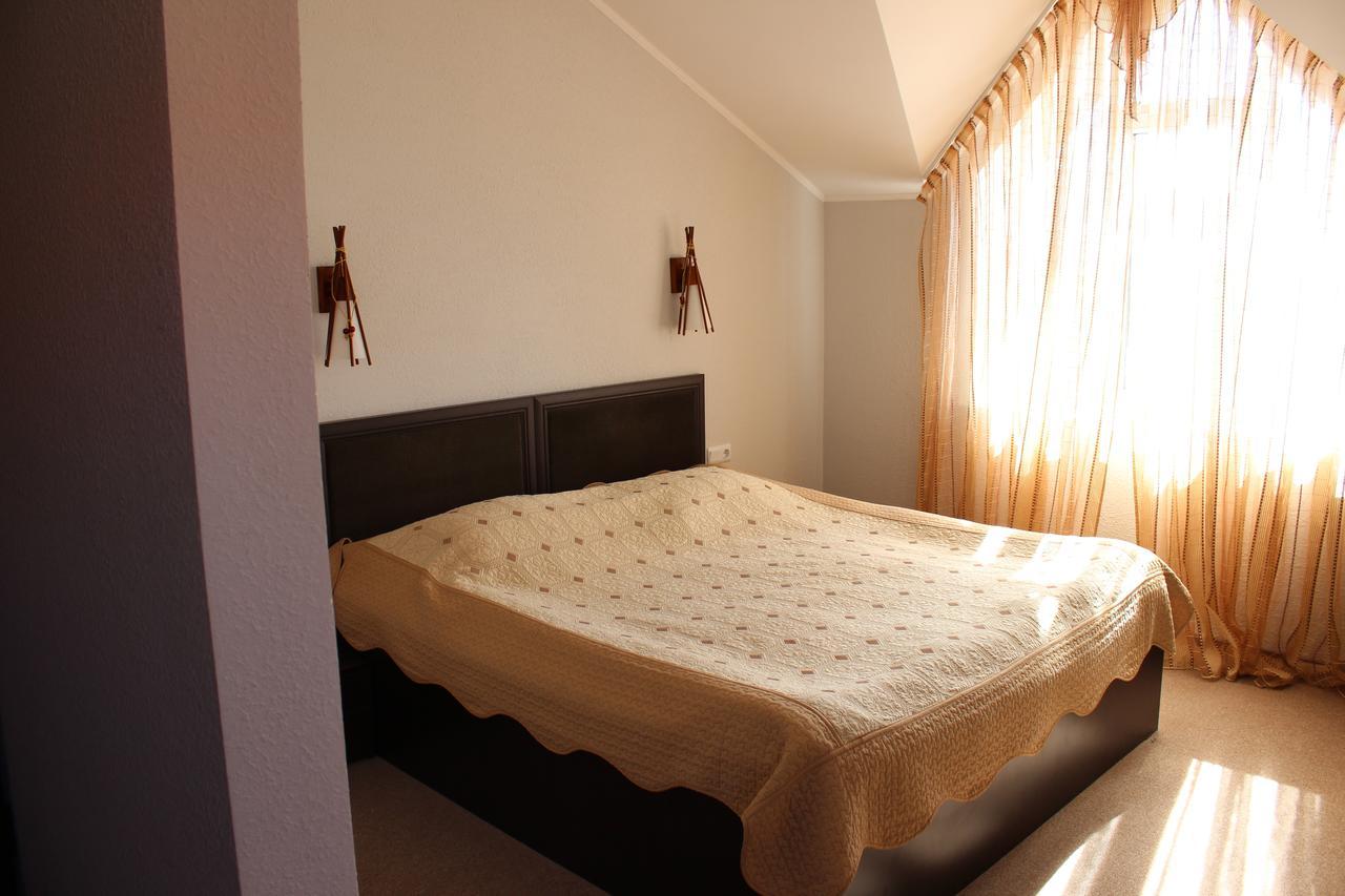 Zlata Inn Tamchy Bilik gambar