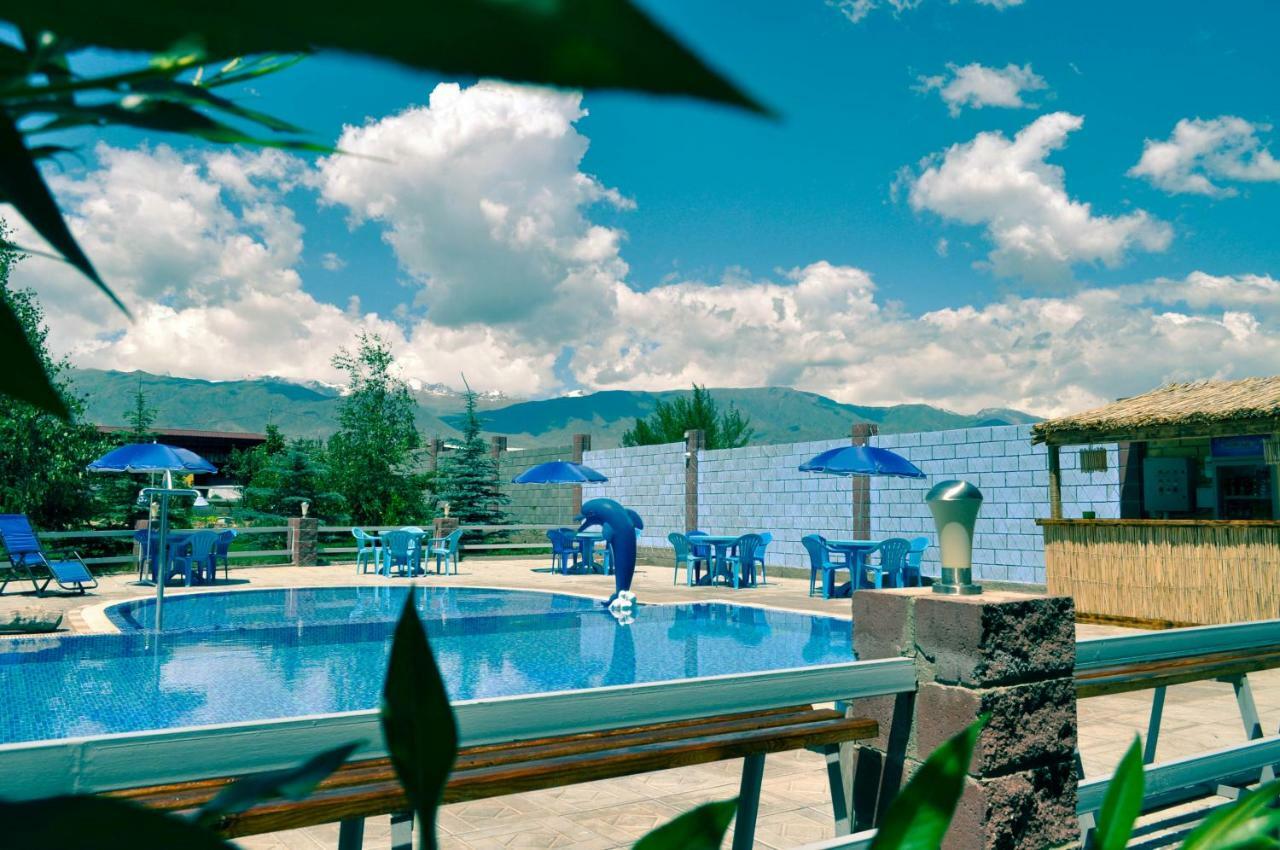 Zlata Inn Tamchy Luaran gambar